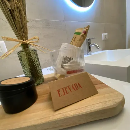 Elevada アパート カステッランマーレ・ディ・スタービア