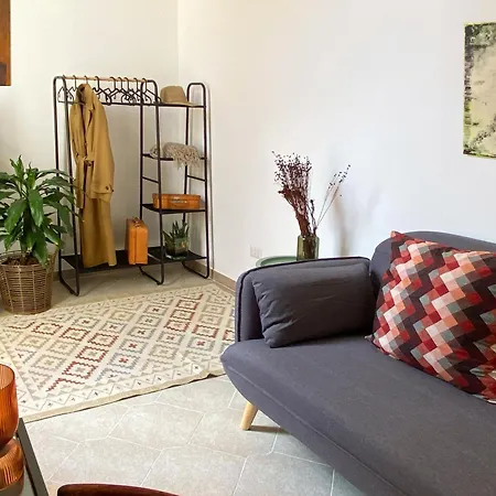 Elevada * カステッランマーレ・ディ・スタービア